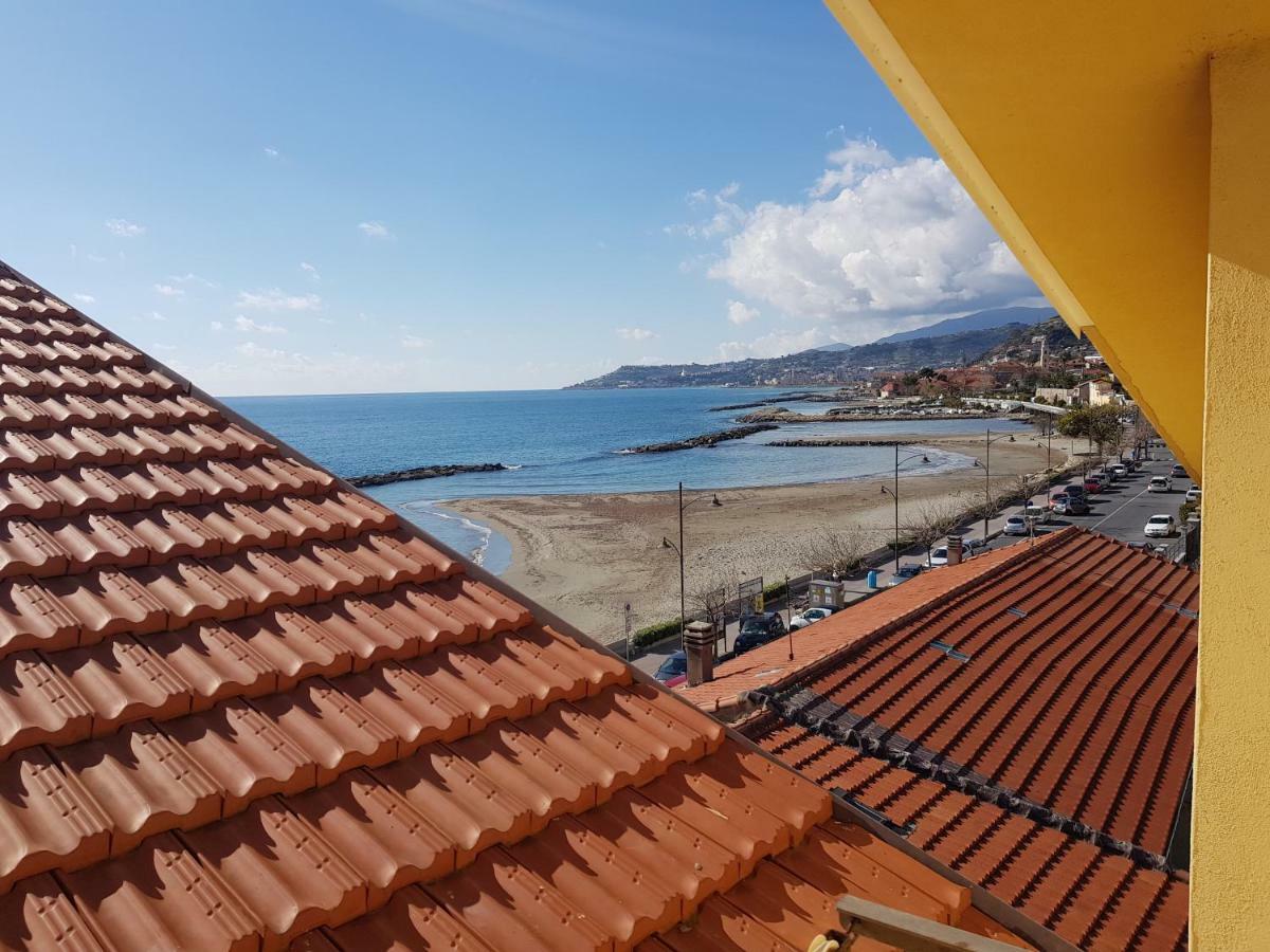 Il Convento Sul Mare Villa Santo Stefano al Mare Ngoại thất bức ảnh